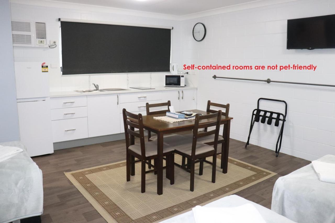 Spanish Lace Motor Inn Townsville Dış mekan fotoğraf