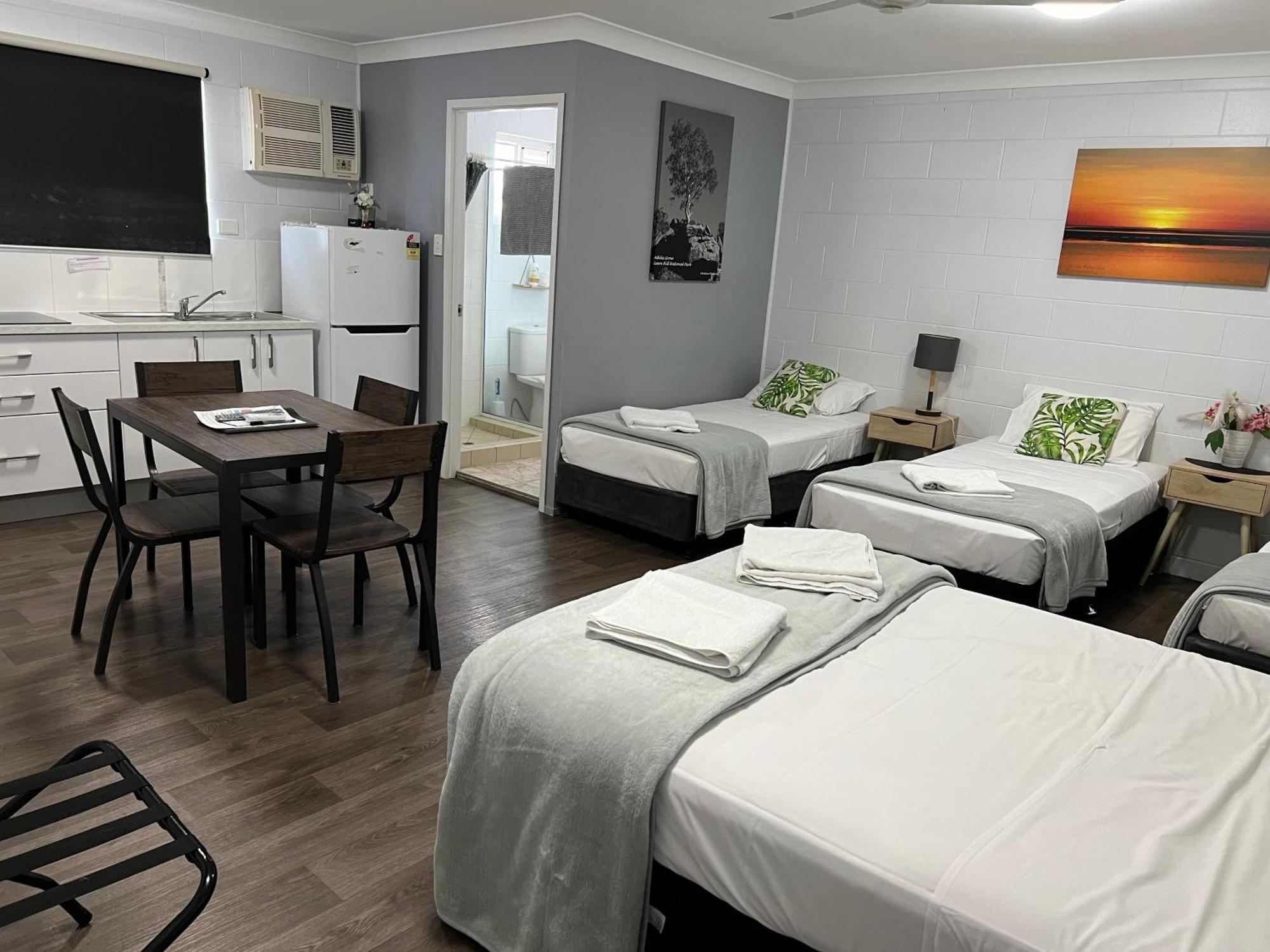 Spanish Lace Motor Inn Townsville Dış mekan fotoğraf