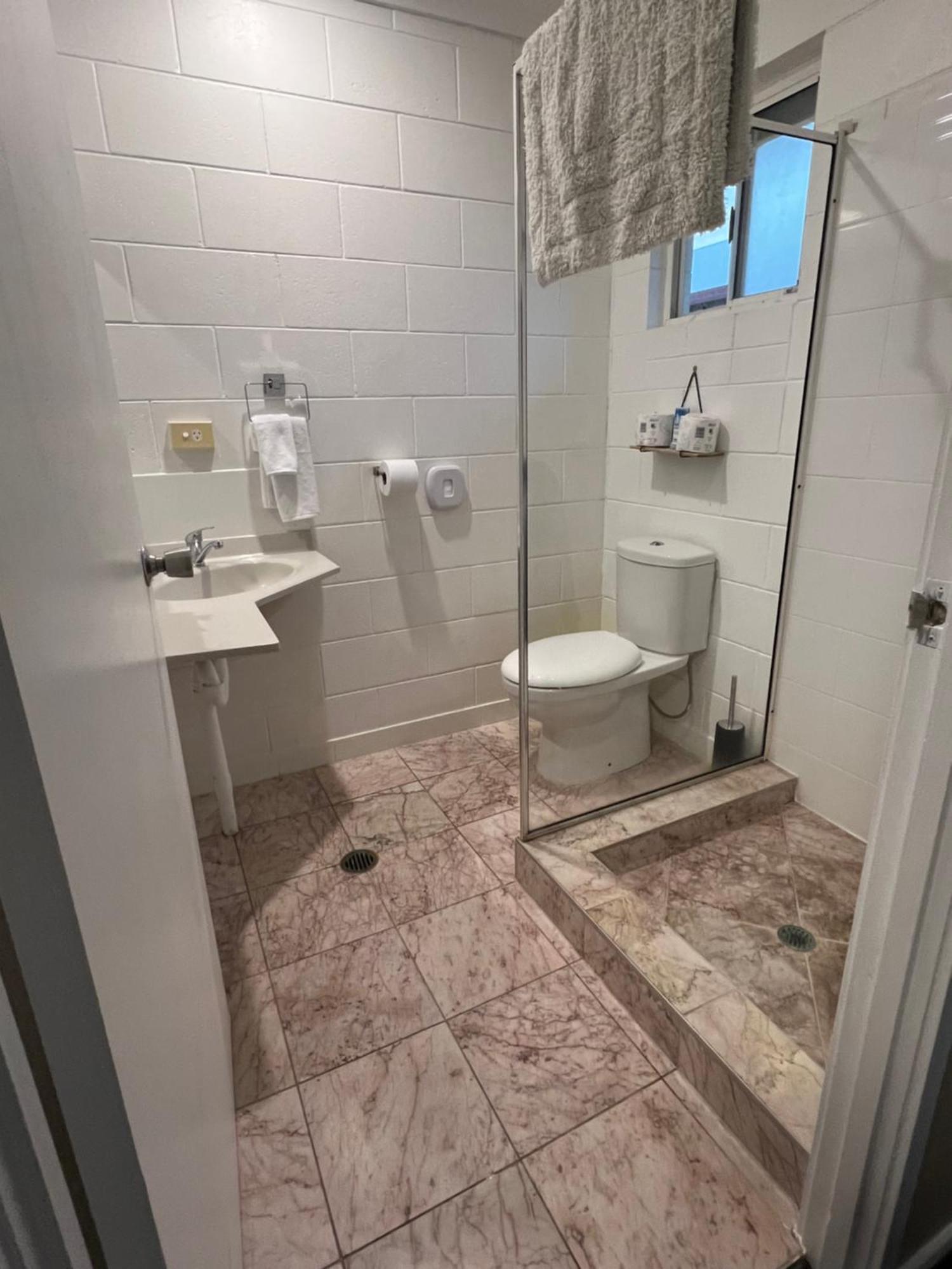 Spanish Lace Motor Inn Townsville Dış mekan fotoğraf
