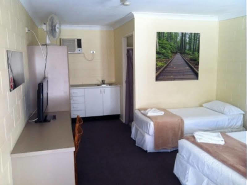 Spanish Lace Motor Inn Townsville Dış mekan fotoğraf